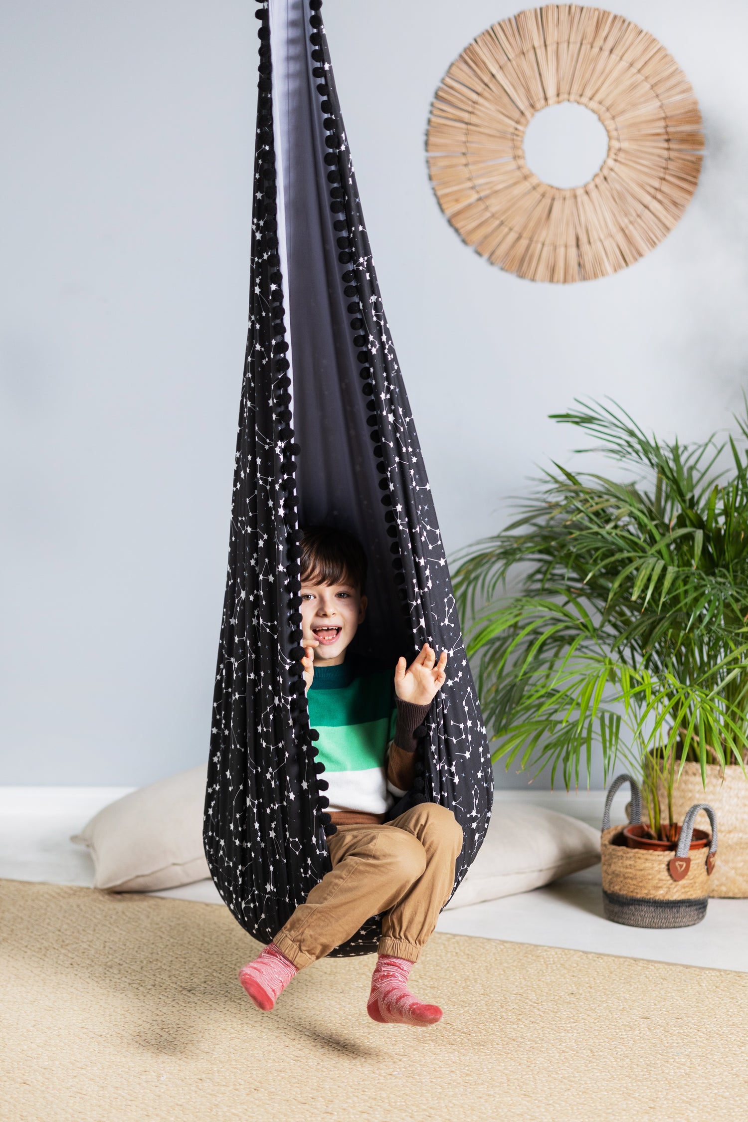 Balançoire Cocoon pour Enfants - Crème et Charbon