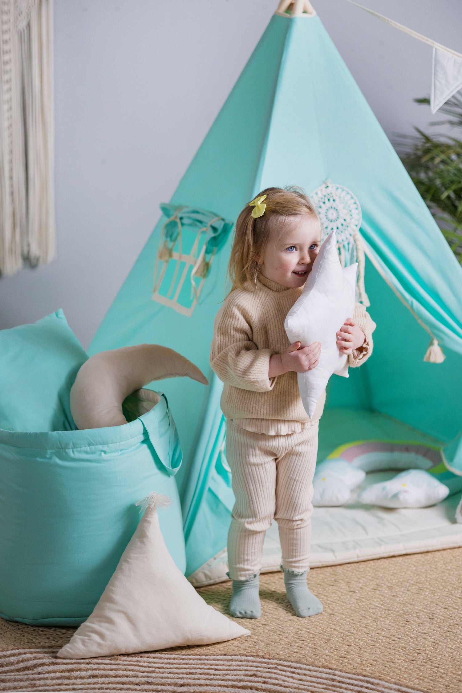 Kids Tipi Tent - Mint Tassel