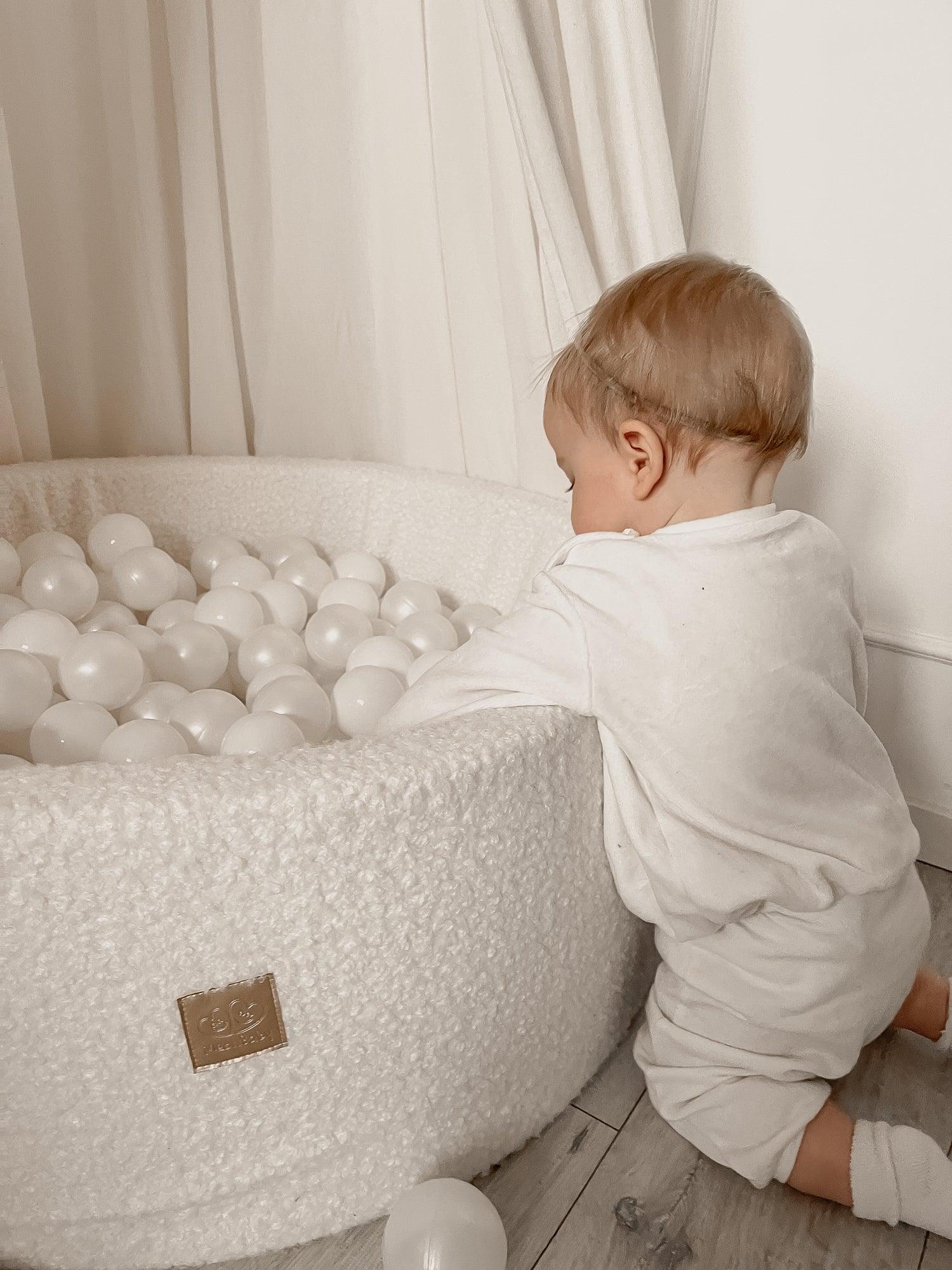 MeowBaby® Piscine à Balles BOUCLE Blanche + 250 Balles | Fosse à balles Boucle |